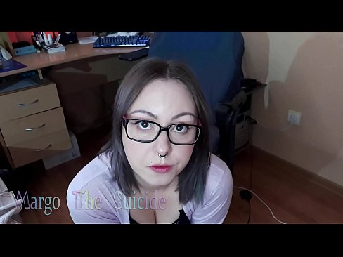 ❤️ Seksikäs tyttö lasit päässä imee dildoa syvälle kameraan ❤❌ Porno fb at fi.porncomixone.ru ❌